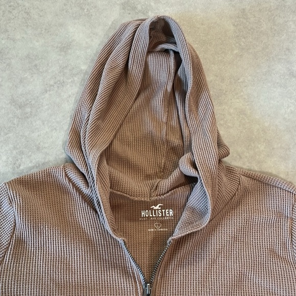Hollister Taupe Waffle Hoodie Jacket. Lightweight. Large. Shorter. New. Full zip - Picture 4 of 4